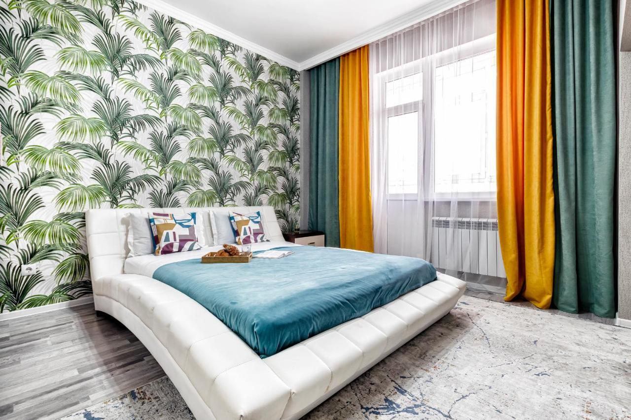 Cosy flat in the city center Astaná Exterior foto